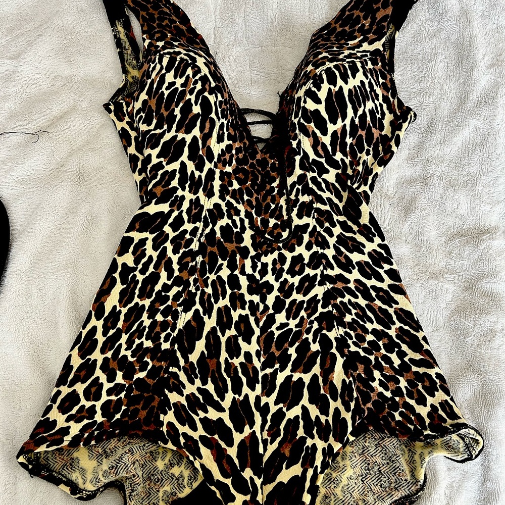 Vintage 1960s leopard print Cole of California one piece swimsuit